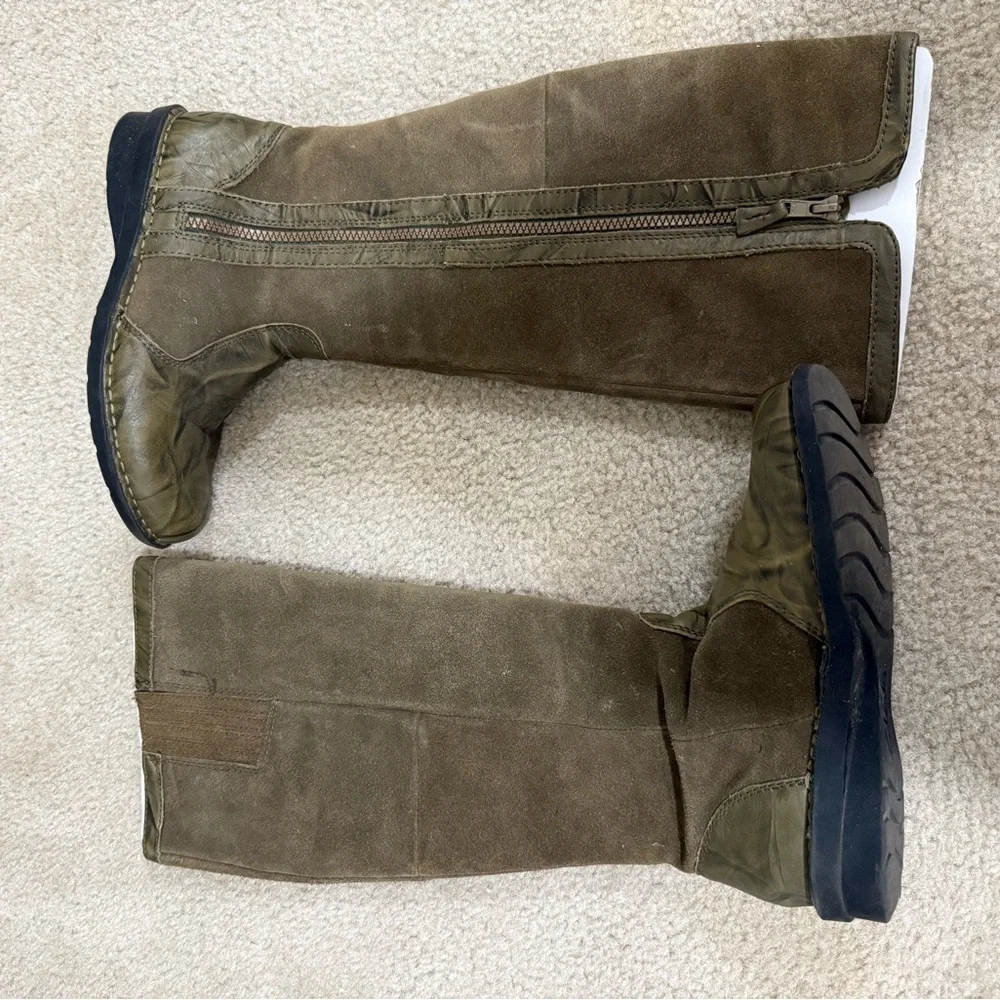 Clarks Brown Winter & Rain Boots